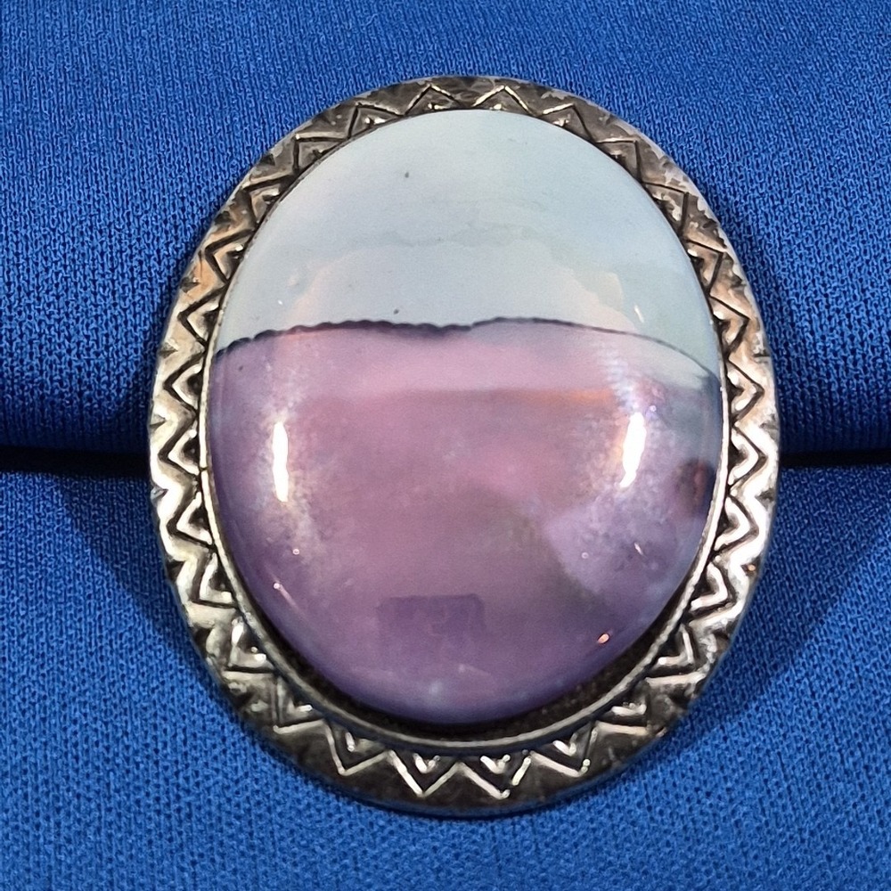 Vintage Art Deco Pin Brooch Lavender Shell Style Oval Western 1.75"